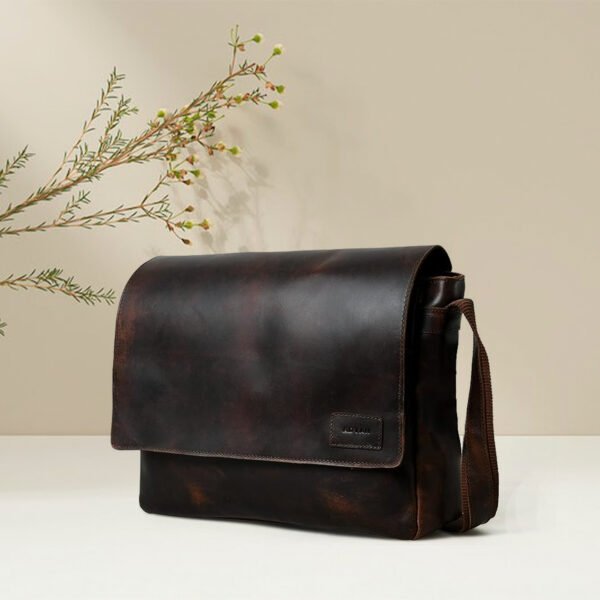 Vintage Full Grain leather crossbody bags for men with Adjustable Shoulder Strap - Image 5